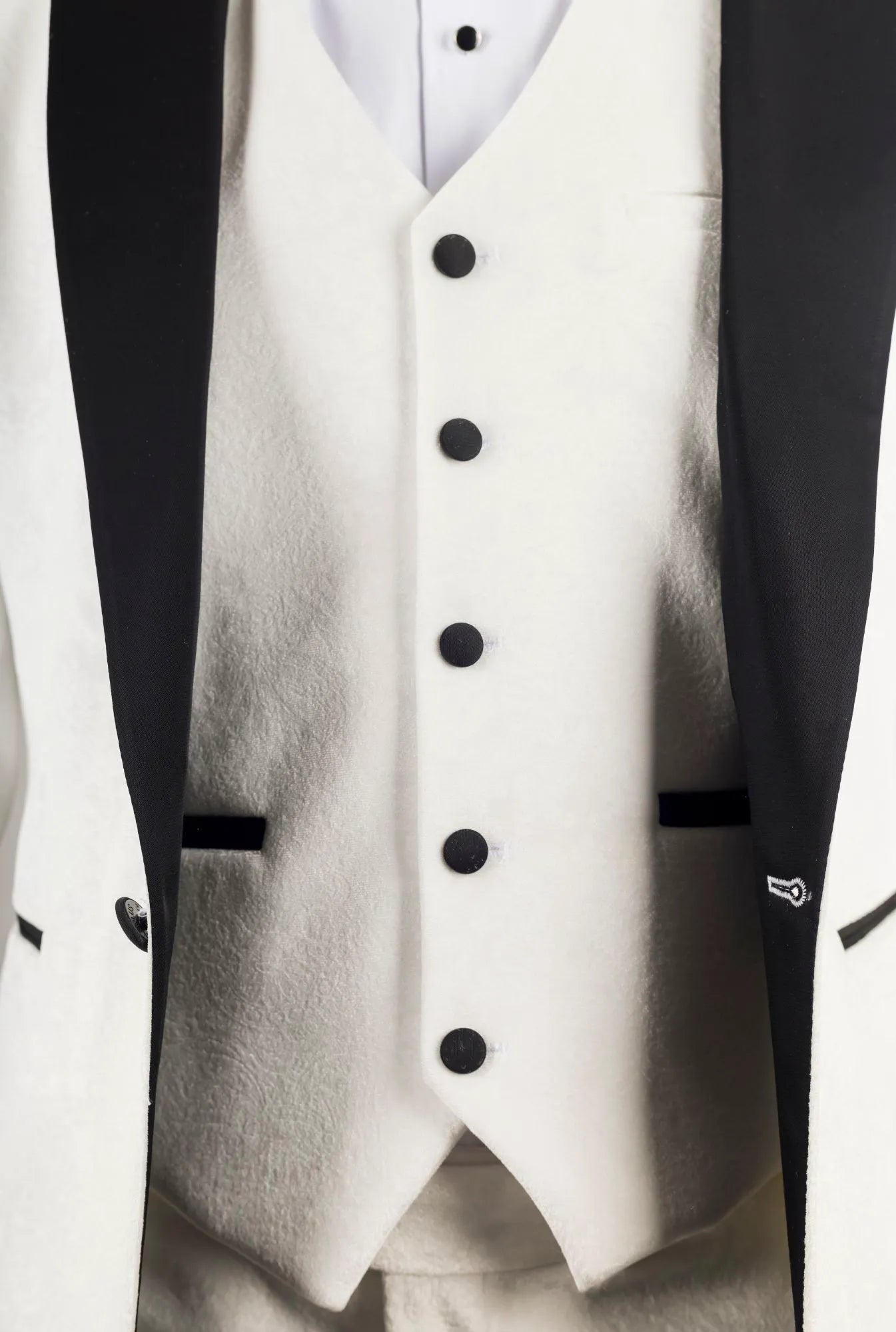 34" Jacket 28" Trousers, 36" Jacket 30" Trousers, 38" Jacket 32" Trousers, 40" Jacket 34" Trousers, 42" Jacket 36" Trousers, 44" Jacket 38" Trousers, 46" Jacket 40" Trousers, 48" Jacket 42" Trousers, 50" Jacket 40" Trousers, 50" Jacket 42" Trousers, 50" Jacket 44" Trousers, 52" Jacket 42" Trousers, 52" Jacket 44" Trousers, 52" Jacket 46" Trousers, 54" Jacket 44" Trousers, 54" Jacket 46" Trousers