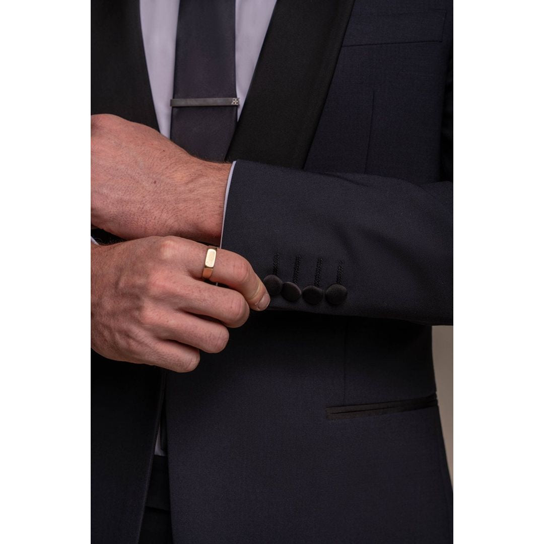 34" Jacket 28" Trousers, 36" Jacket 30" Trousers, 38" Jacket 32" Trousers, 40" Jacket 34" Trousers, 42" Jacket 36" Trousers, 44" Jacket 38" Trousers, 46" Jacket 40" Trousers, 48" Jacket 42" Trousers, 50" Jacket 40" Trousers, 50" Jacket 42" Trousers, 50" Jacket 44" Trousers, 52" Jacket 42" Trousers, 52" Jacket 44" Trousers, 52" Jacket 46" Trousers, 54" Jacket 44" Trousers, 54" Jacket 46" Trousers