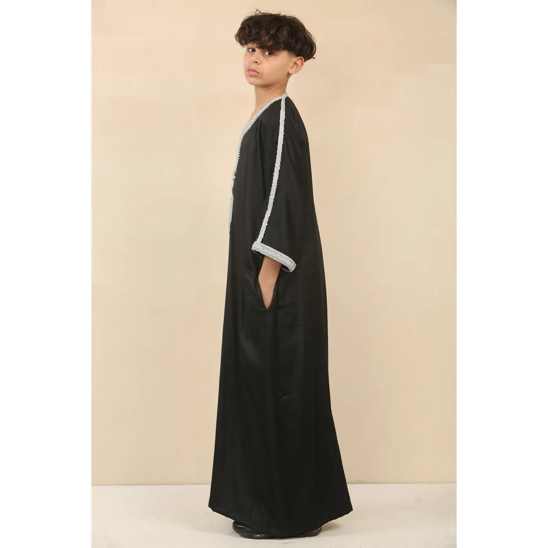 HM62-kids_thobe_Black-Silver_32, HM62-kids_thobe_Black-Silver_34, HM62-kids_thobe_Black-Silver_36, HM62-kids_thobe_Black-Silver_38, HM62-kids_thobe_Black-Silver_40, HM62-kids_thobe_Black-Silver_42, HM62-kids_thobe_Black-Silver_44, HM62-kids_thobe_Black-Silver_46, HM62-kids_thobe_Black-Silver_48, HM62-kids_thobe_Black-Silver_50