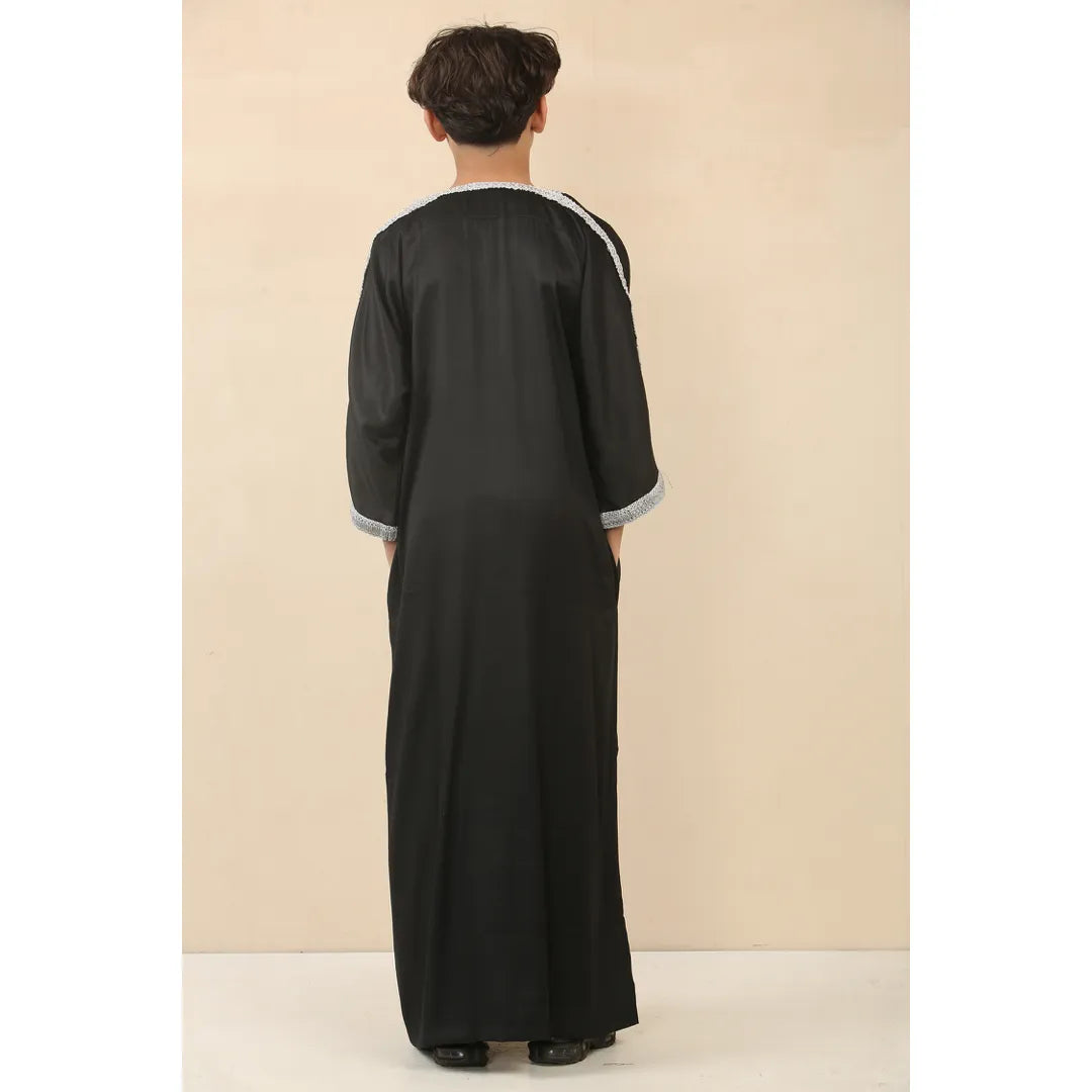 HM62-kids_thobe_Black-Silver_32, HM62-kids_thobe_Black-Silver_34, HM62-kids_thobe_Black-Silver_36, HM62-kids_thobe_Black-Silver_38, HM62-kids_thobe_Black-Silver_40, HM62-kids_thobe_Black-Silver_42, HM62-kids_thobe_Black-Silver_44, HM62-kids_thobe_Black-Silver_46, HM62-kids_thobe_Black-Silver_48, HM62-kids_thobe_Black-Silver_50