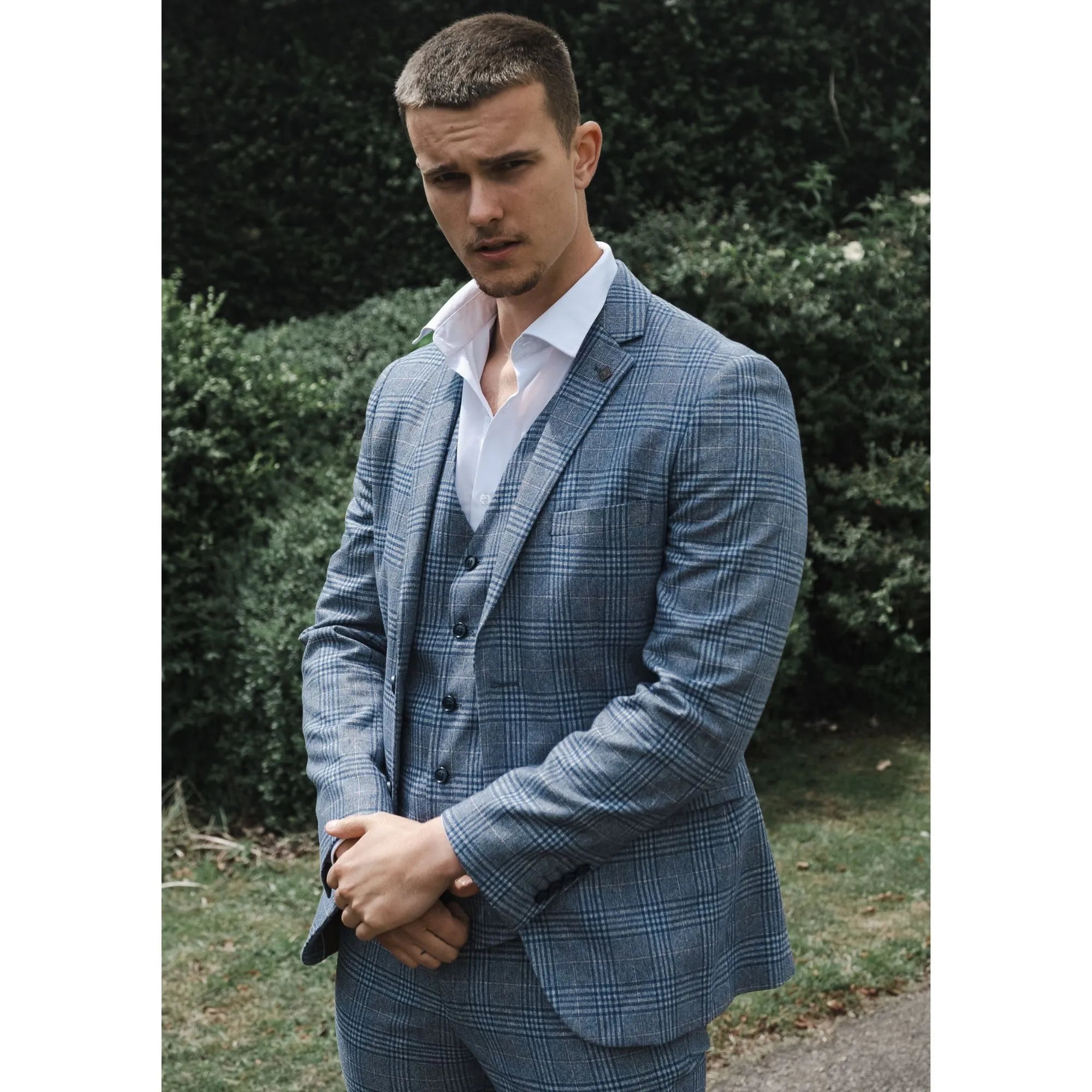 34" Jacket 28" Trousers, 36" Jacket 30" Trousers, 38" Jacket 32" Trousers, 40" Jacket 34" Trousers, 42" Jacket 36" Trousers, 44" Jacket 38" Trousers, 46" Jacket 40" Trousers, 48" Jacket 42" Trousers, 50" Jacket 40" Trousers, 50" Jacket 42" Trousers, 50" Jacket 44" Trousers, 52" Jacket 42" Trousers, 52" Jacket 44" Trousers, 52" Jacket 46" Trousers, 54" Jacket 44" Trousers, 54" Jacket 46" Trousers